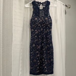 Super cute blue formal dress.